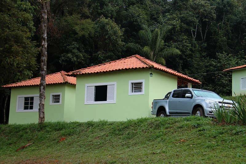 Pousada Encanto Da Mata - Ecologica Caconde Rum bild